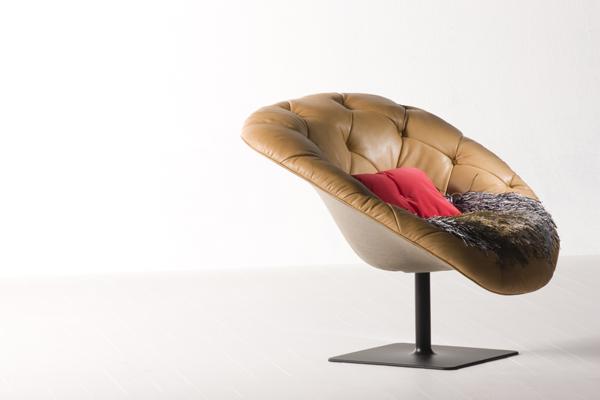Bohemien Armchair: Butaca de piel, Moroso, 2008.