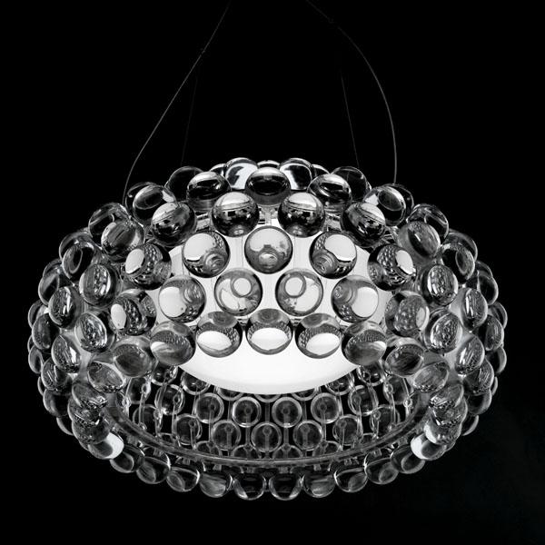 Lámpara Caboche, diseñada por Patricia Urquiola y Eliana Gerotto. Realizada en Polimetacrilato y metal lacado, Foscarini 2006.