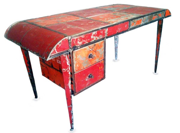 Mesa de despacho Baraba. Reciclaje de barriles de lubricantes. Hamed Ouattara.