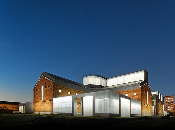 Rehabilitación de la antigua prisión provincial de Palencia. Exit Architects, 2011.