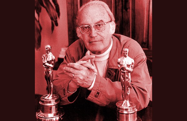 Gil Parrondo.