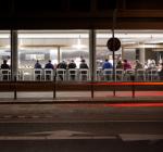 Restaurante Dos Palillos. Vista nocturna exterior.