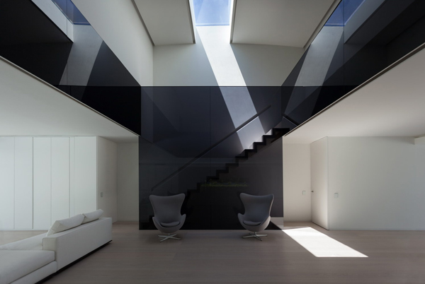 Casa Balint de Fran Silvestre Arquitectos