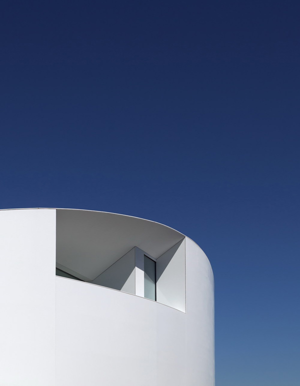 Casa Balint de Fran Silvestre Arquitectos