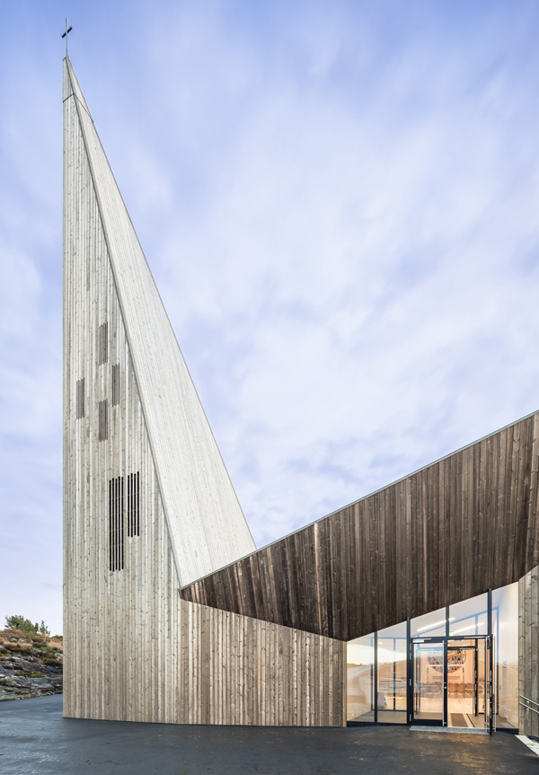 Iglesia de Knarvit por Reifuld Ramstad Architects
