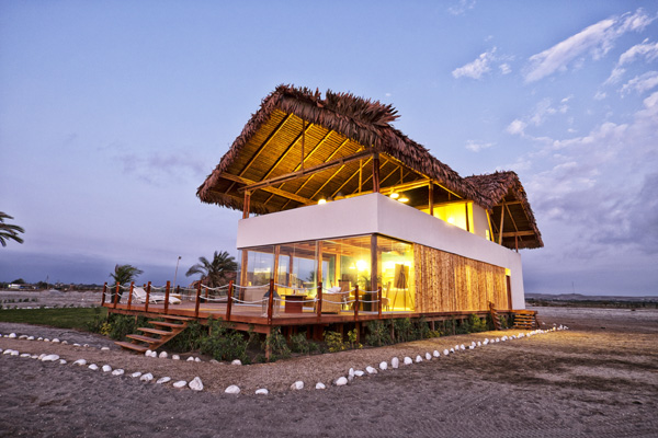 Casa en Playa del Carmen por YUPANA Arquitectos