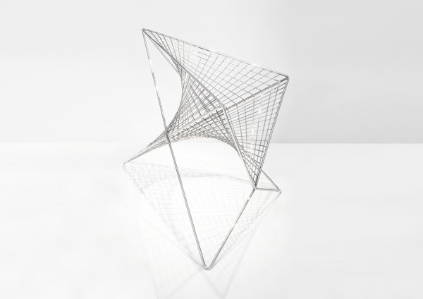 Parabola chair, la silla geométrica de Carlo Aiello