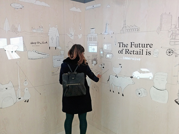 Animaciones interactivas en la Retail Design Expo, Dalziel and Pow