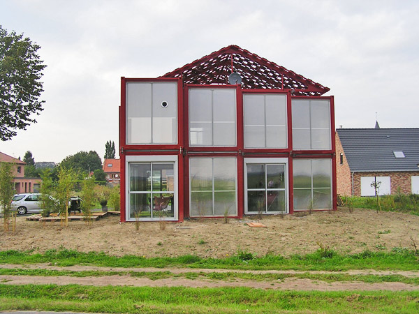 Ventanales, Maison Container Lille, Patrick Partouche, 2010.