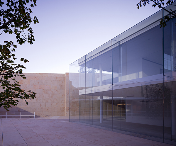 Oficinas en Zamora. Alberto Campo Baeza, 2012. Fotografía de Javier Callejas.