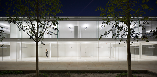 Oficinas en Zamora. Alberto Campo Baeza, 2012. Fotografía de Javier Callejas.