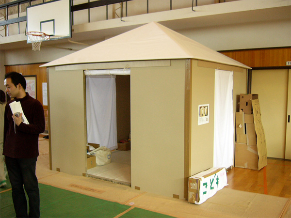 Shigeru Ban, arquitectura de papel en Japón Shigeru Ban, arquitectura de papel en Japón