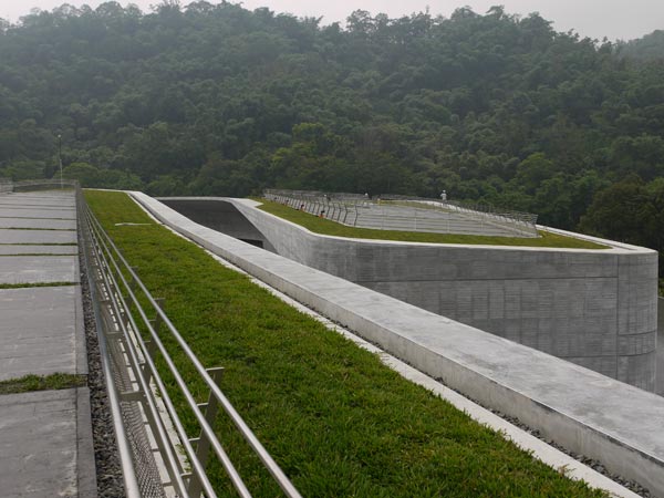 Centro de visitantes Sun Moon Lake de Norihiko Dan and Associates 