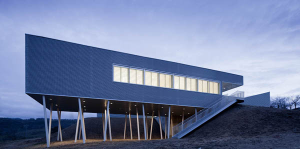 Colegio Mirador de BmasC Arquitectos