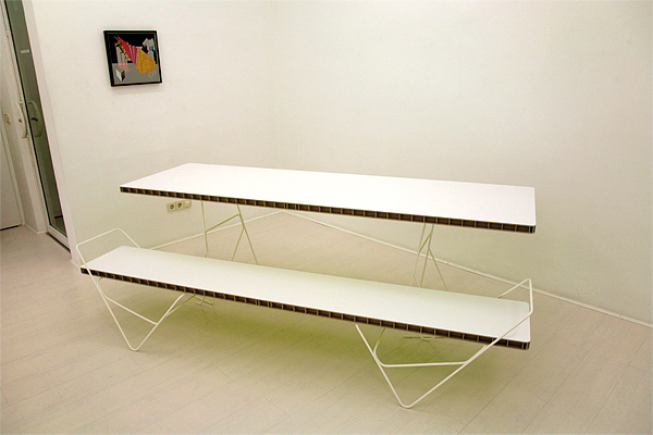 Mondo y lirondo, exposición de muebles de Pedro Feduchi