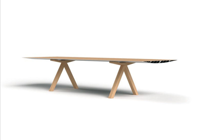 Levedad para un nuevo diseño: Table B, mesa de Konstantin Grcic