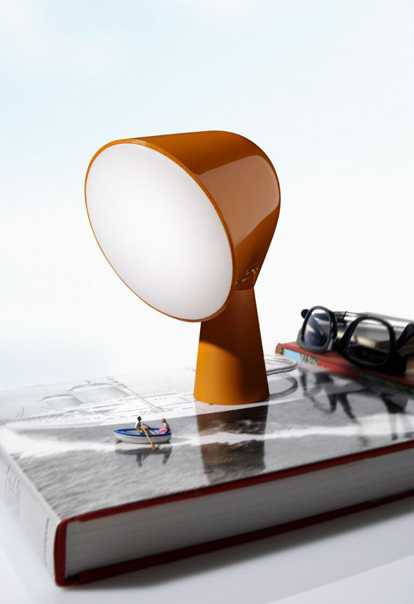 Ionna Vautrin’s friendly lamp