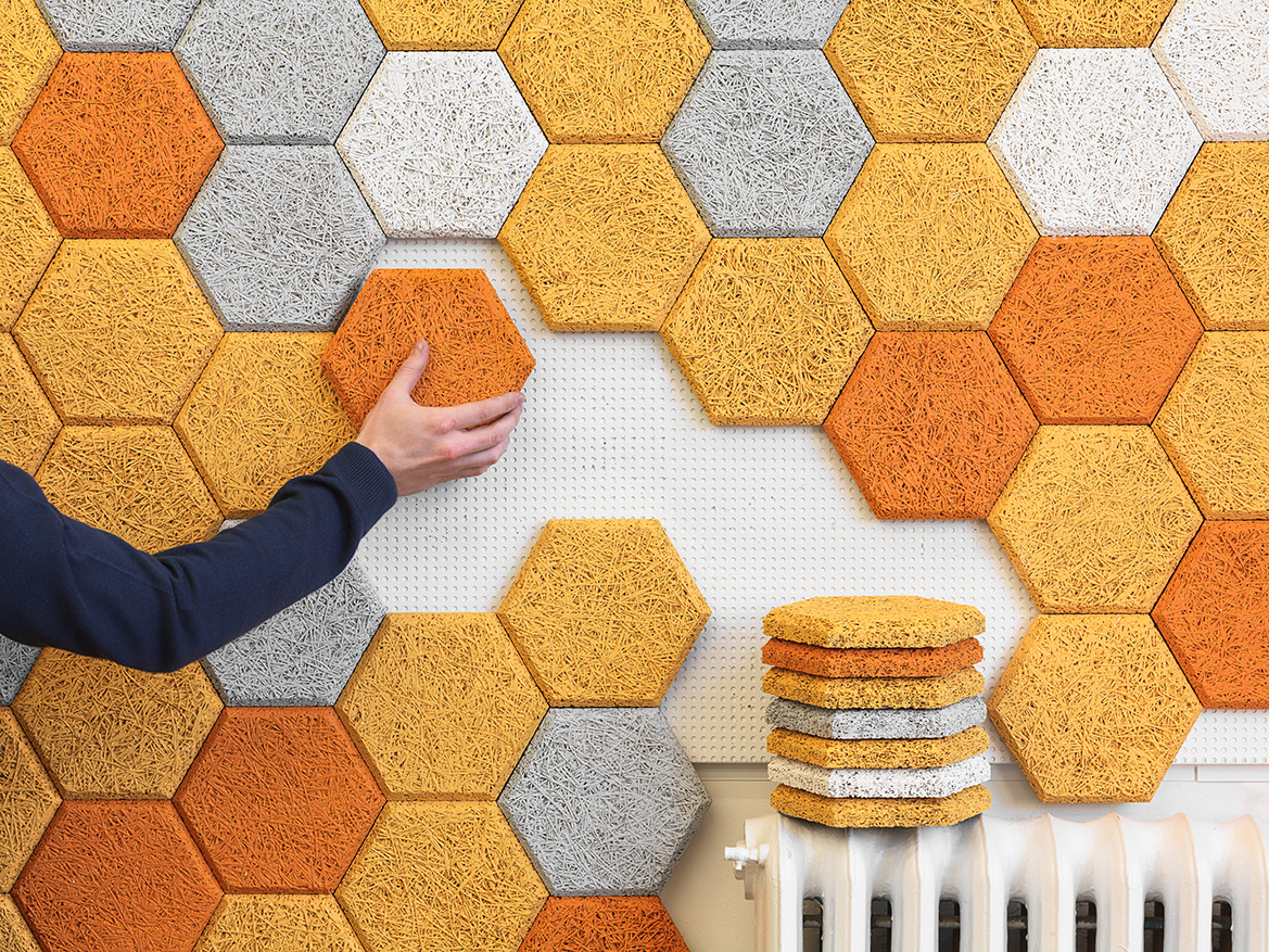 Hexagon, los paneles sostenibles que mejoran la acústica de Form Us With Love