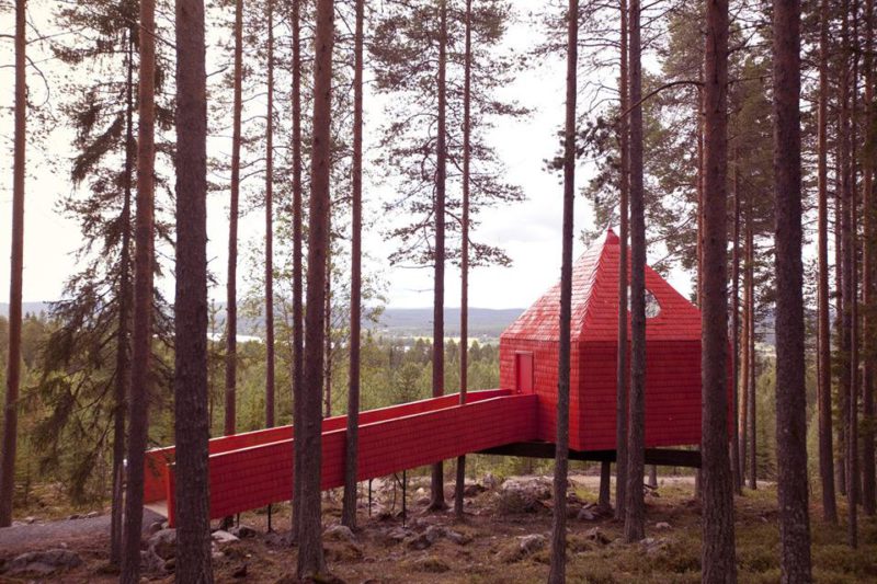 Treehotel, habitación con vistas al bosque ártico de Suecia