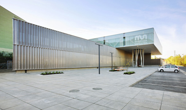 Facultad de Empresariales de Hoz Fontán Arquitectos en Mondragón