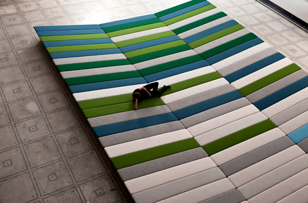 Textile Fields, intervención de los Hermanos Bouroullec para el Victoria & Albert Museum