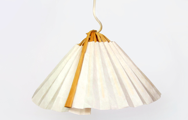 Fan Lamp de Louie Rigano, lámpara inspirada en el abanico japonés