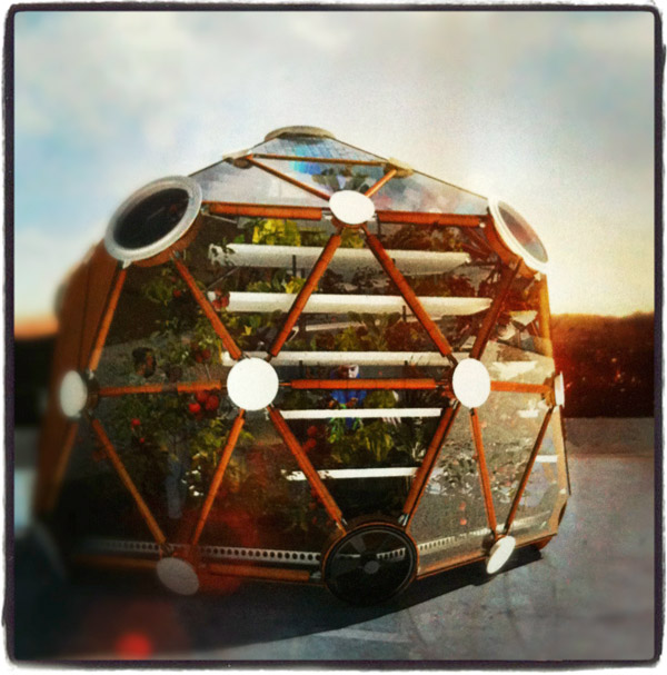 Invernadero sostenible Globe/Hedron, de Conceptual Devices