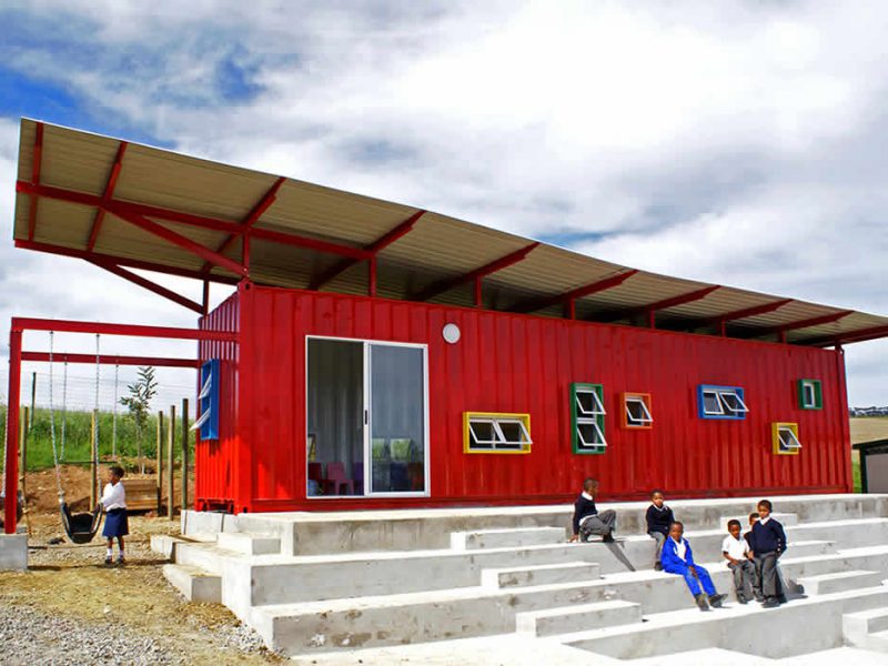 Vissershok, escuela contenedor de Tsai Design Studio en Sudáfrica