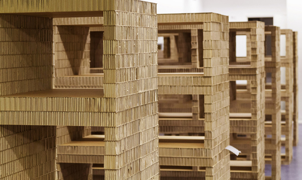 Muebles de cartón para la Biblioteca Civica Movimente, de A4Adesign