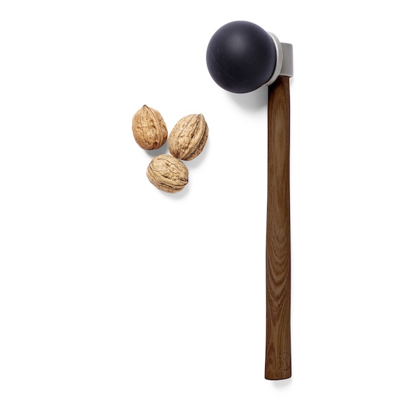 Nut Hammer, el cascanueces de Roger Arquer para Menu