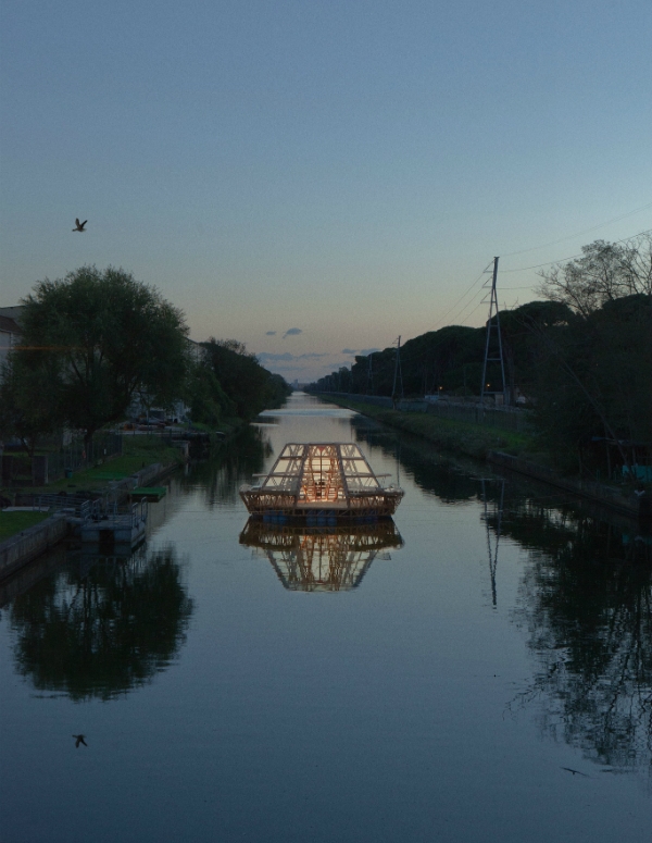 Jellyfish Barge, o lo que la ciencia ficción soñó