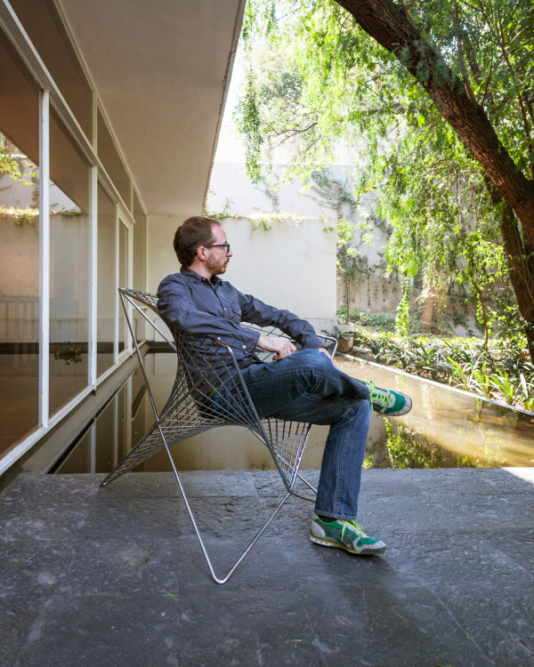 Parabola chair, la silla geométrica de Carlo Aiello