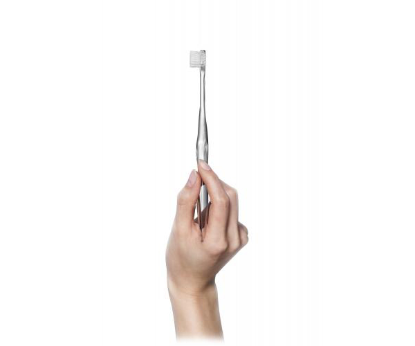 Misoka, el cepillo de dientes nanotecnológico de Kosho Ueshima