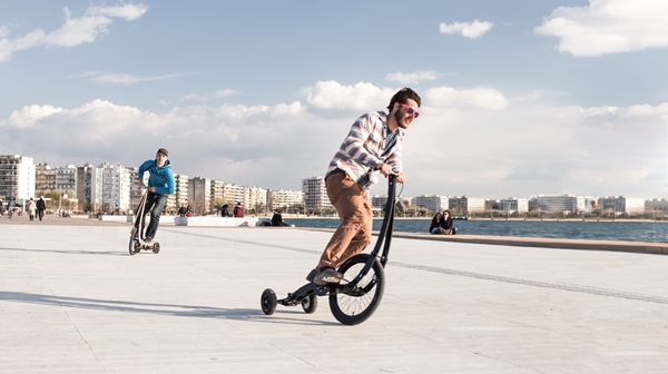 halfbikeII-segunda-versión-de-la-bicicleta-plegable-de-Kolelinia-experimenta-02.jpg
