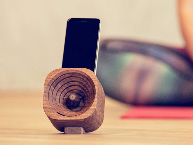 Trobla, el altavoz de madera para smartphones de Tok Tok