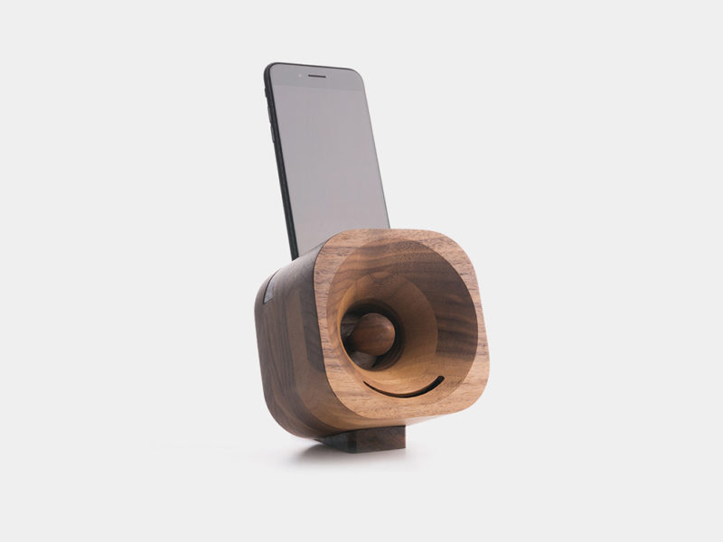 Trobla, el altavoz de madera para smartphones de Tok Tok