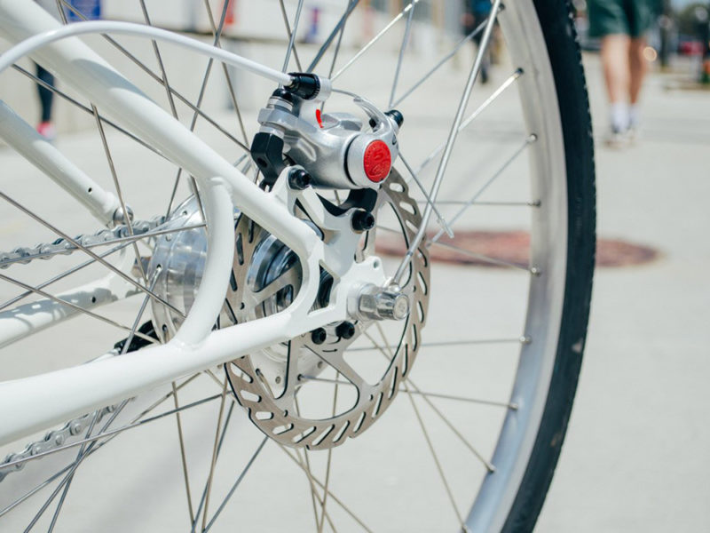 Faraday Porteur, la bicicleta eléctrica inspirada en la posguerra