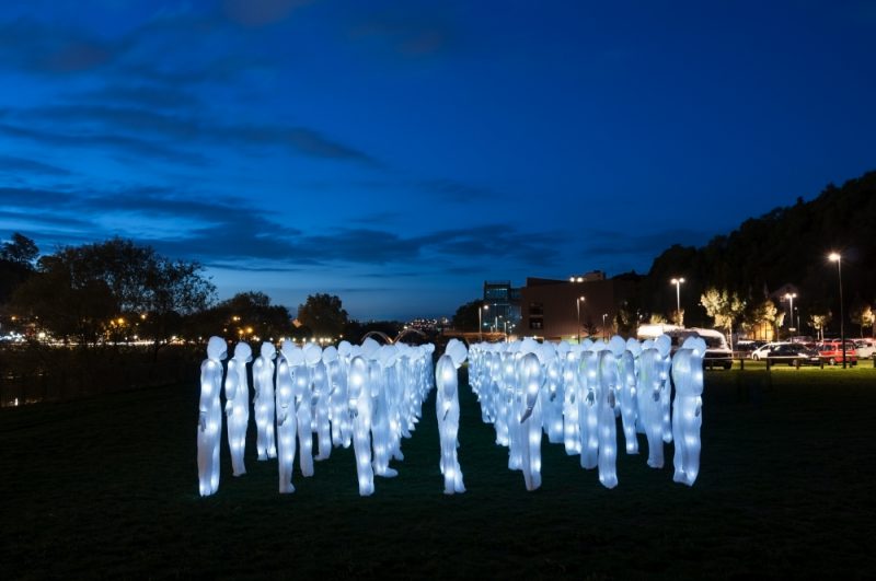 Under Nuclear Threat, Luzinterruptus, 2015 © Pablo Martínez Muñiz