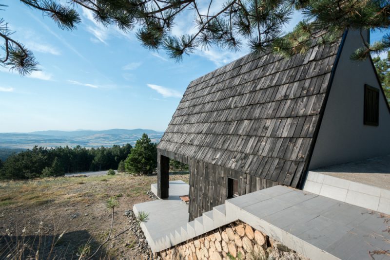 Divcibare Mountain Home, EXE studio, 2015. © Relja Ivanić