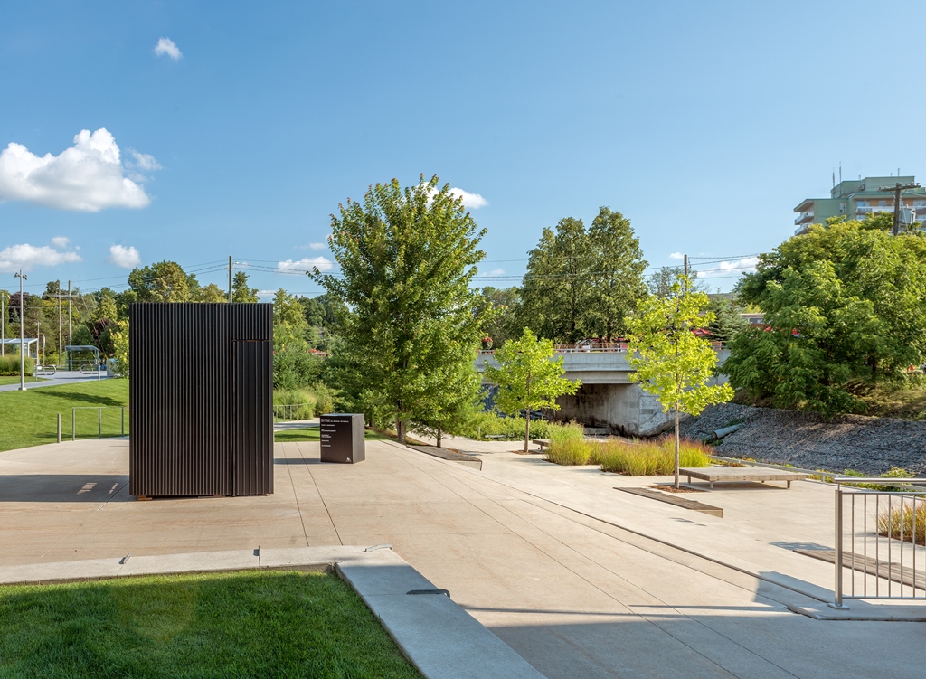 Story Pod, Atelier Kastelic Buffey, 2015. ©Bob Gundu