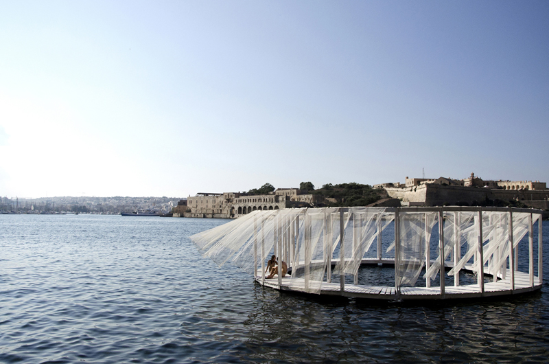 Antiroom II, arquitectura flotante de Elena Chiavi, Ahmad El Mad y Matteo Goldoni