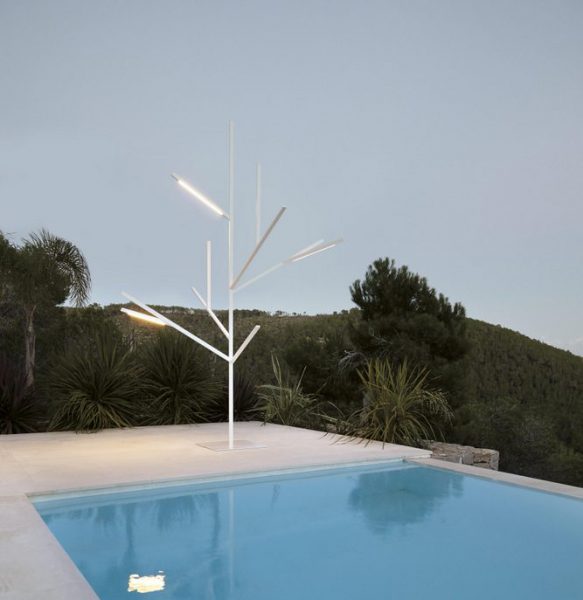 Blau, el árbol arquitectónico de Fran Silvestre Arquitectos para GandiaBlasco, Valencia (España), 2016.