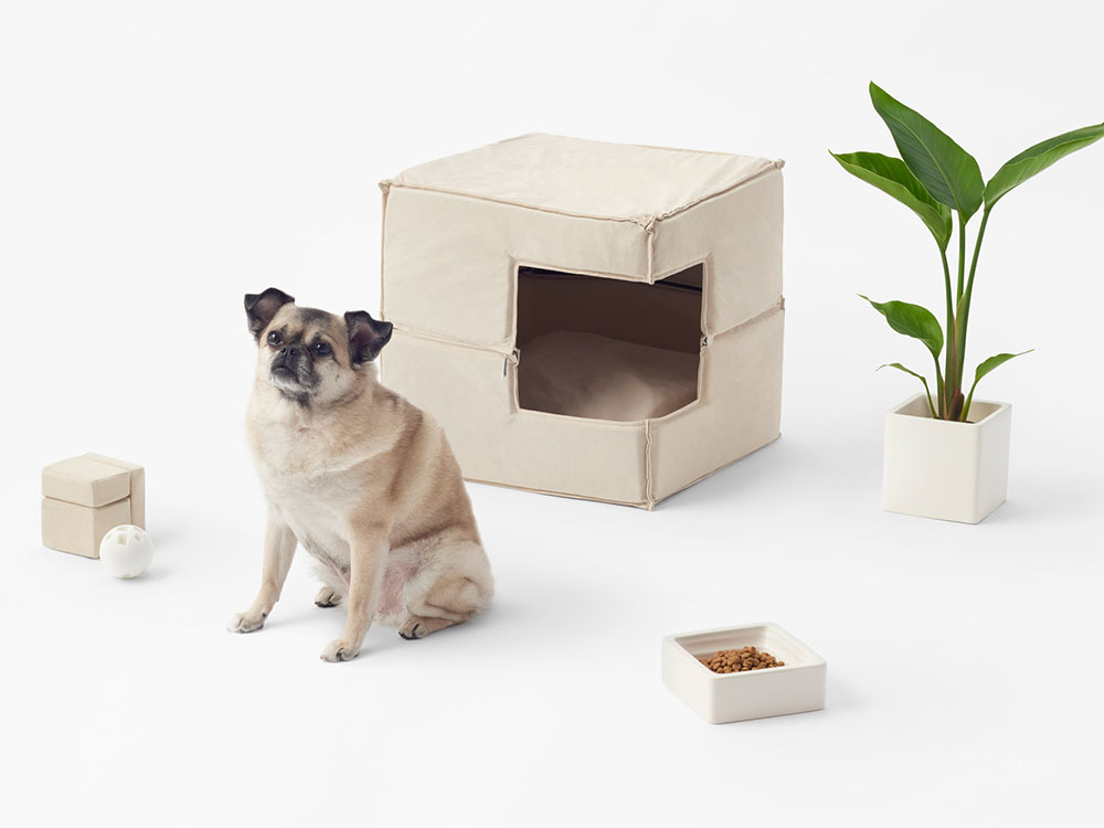 Cubic Pet Goods, la colección para mascotas de Nendo. Casetas, platos, juguetes…