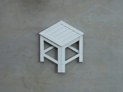 De–dimensión, la sillas plegables de dos dimensiones de Jongha Choi