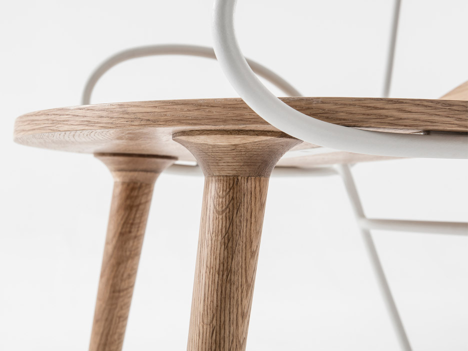 Chair Sylph, de Atelier Deshaus. Una propuesta de acero y madera