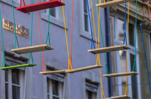 Swings, Max Mertens. Luxemburgo, 2016