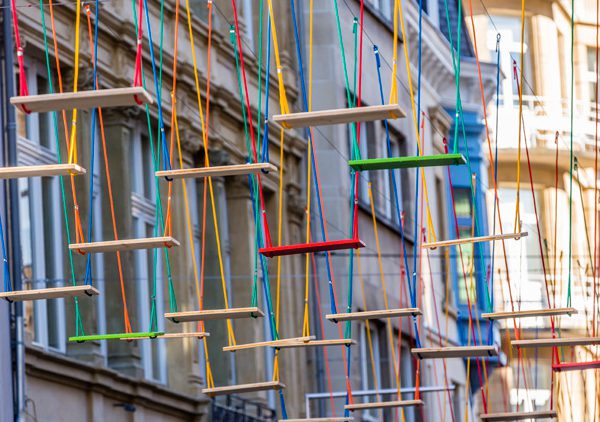 Swings, Max Mertens. Luxemburgo, 2016