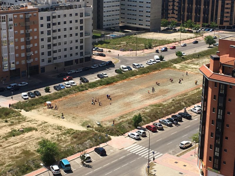 Basurama, intervención vecinal en la Gran Vía del Sureste, Ensanche de Vallecas