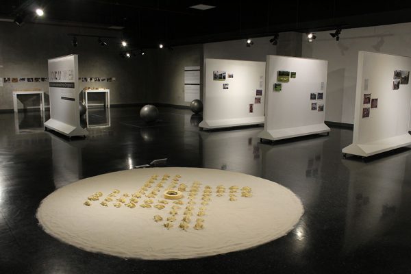 Materia Primera, Adrián Flores Sancho y José Pablo Ureña. De las manos al polvo y del polvo a las manos 2016. Foto cortesía del Museo del Jade.