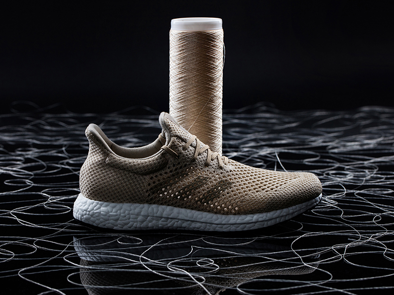 Zapatillas biodegradables de fibra de seda de arana artificial de Adidas Experimenta